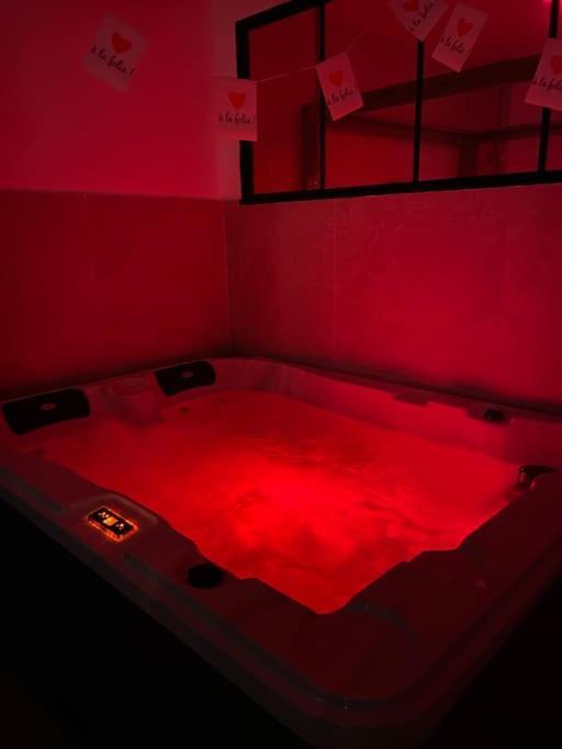 Appartement - Spa Monteux Luaran gambar